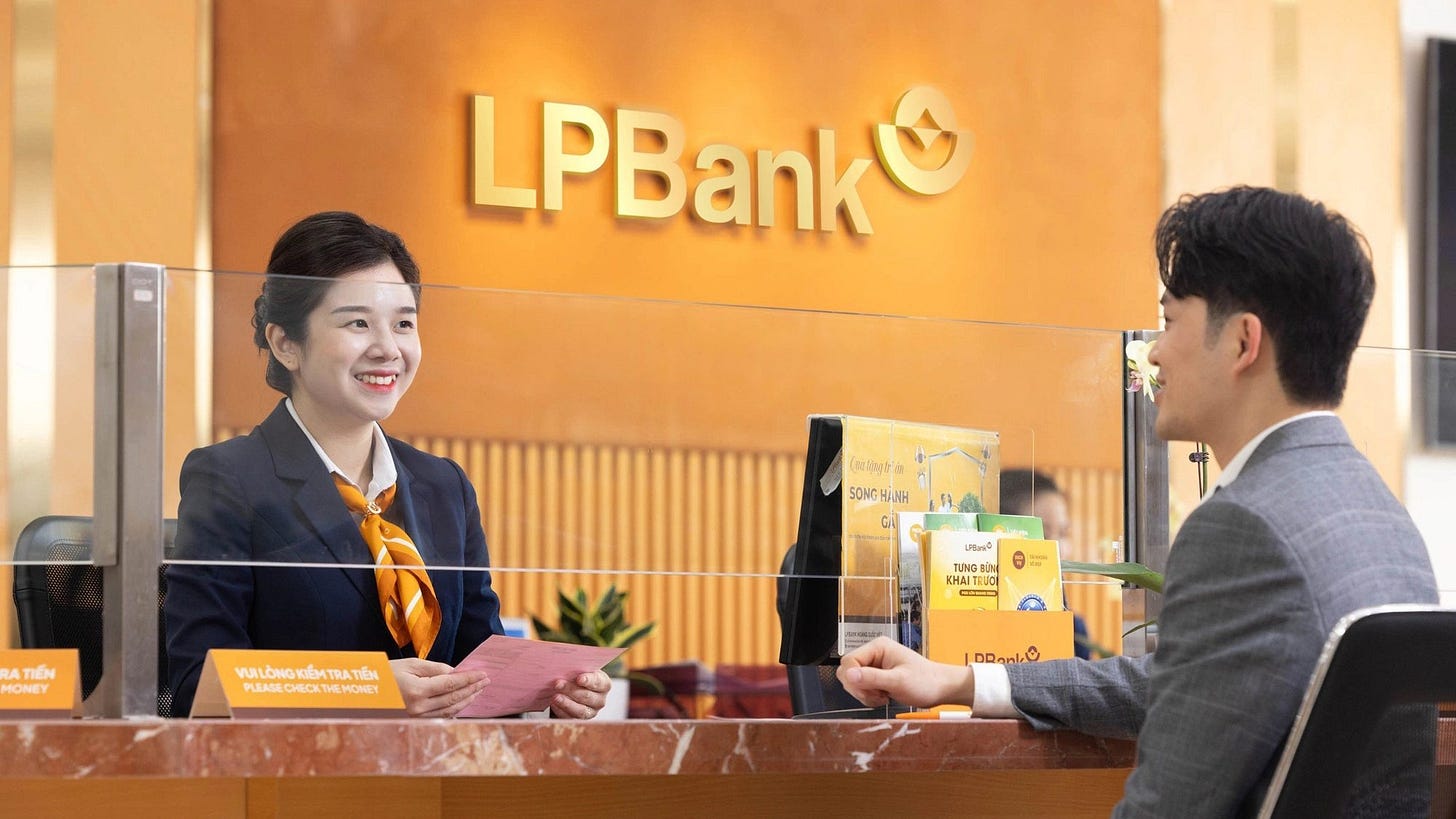 LPB: Ngân hàng LPBank (LPB) muốn huy động 6.000 tỷ đồng qua kênh trái phiếu  - Chi tiết bài viết | Vietcap AI News