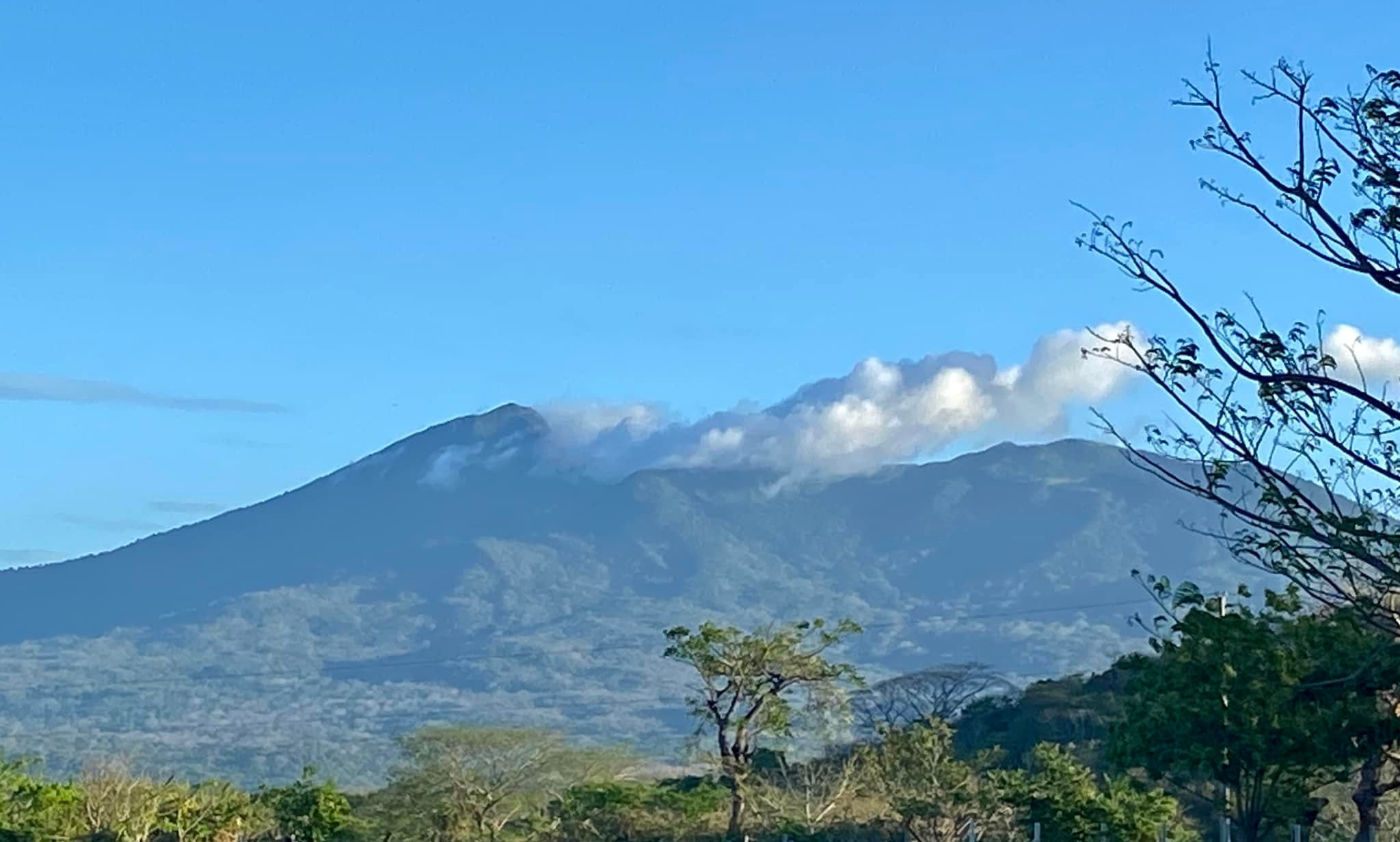 Volcán Mombacho: Hiking, Coffee Tours & Mombacho Volcano Nature