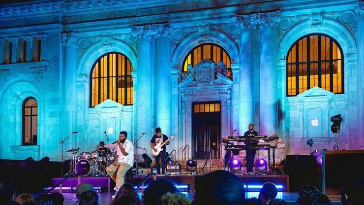 Apple carnegie library khalid hero Apple carnegie library khalid hero