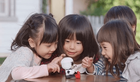 kirobo mini with kids kirobo mini with kids