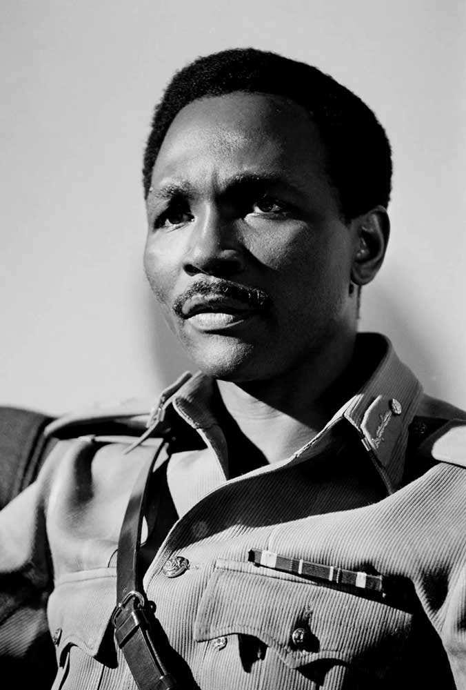 yakubu gowon leader nigeria civil war
