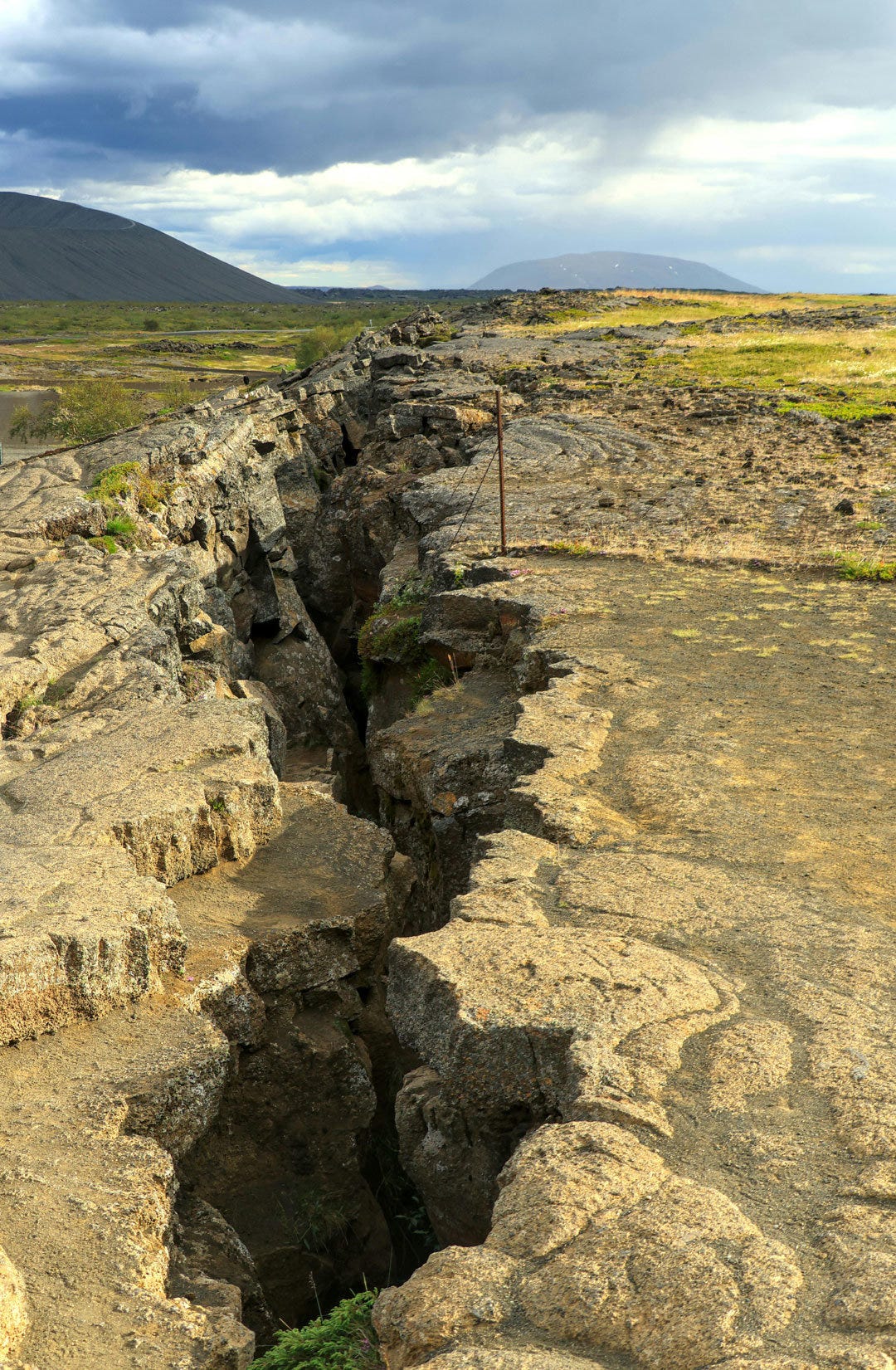 EarthStuff - Active Faults Greece [AFG] - A Comprehensive Geomorphology-Based 1:25,000 Fault Database