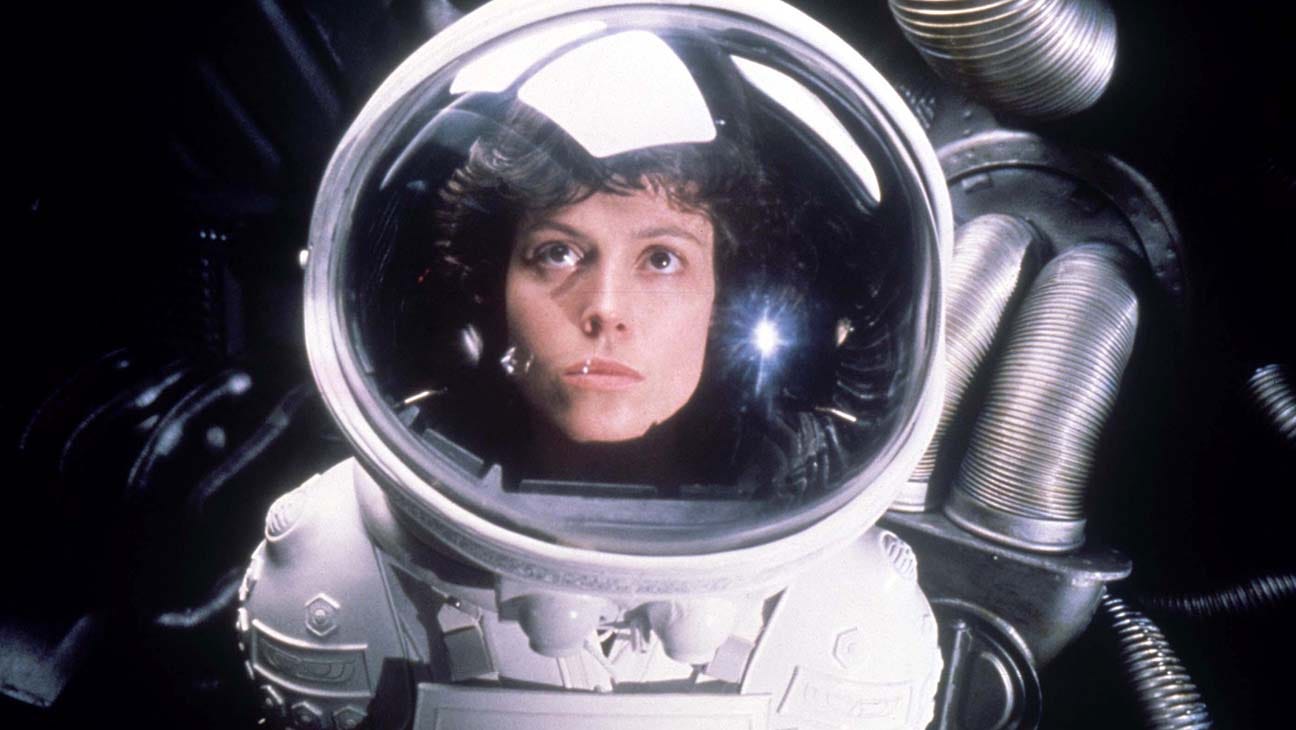 5 Spooky Movies to Stream This Week - by Samuel Morales