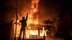 Absolute Chaos' in Minneapolis as Protests Grow Across U.S. - The New York  Times