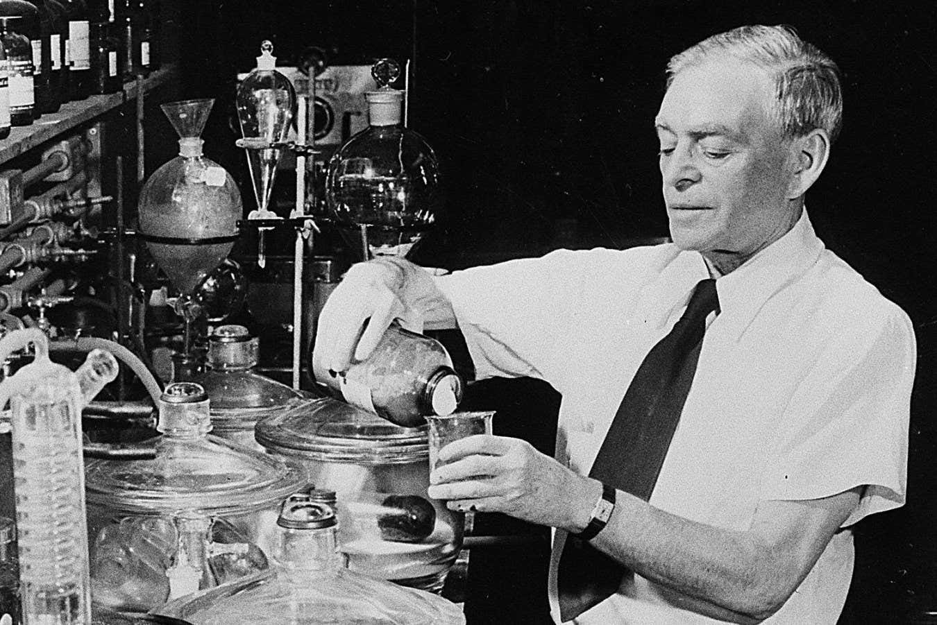Casimir Funk: The scientist who gave us the word 'vitamin' | New Scientist Casimir Funk: The scientist who gave us the word 'vitamin' | New Scientist