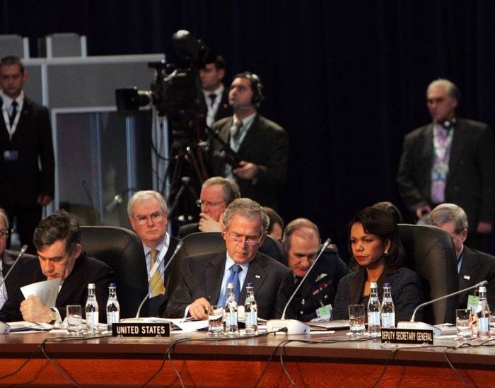 File:2008 Bucharest summit (6).JPG - Wikimedia Commons