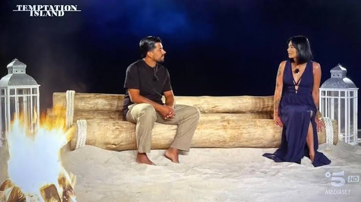 Pagelle Temptation Island: la riscossa di Giovanni e la figuraccia di Sabrina, Francesca e Danilo contorti Pagelle Temptation Island: la riscossa di Giovanni e la figuraccia di Sabrina, Francesca e Danilo contorti