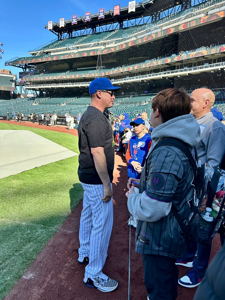 baseball players, baseballs, people