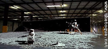 gif__nasa_fake_moonlanding gif__nasa_fake_moonlanding