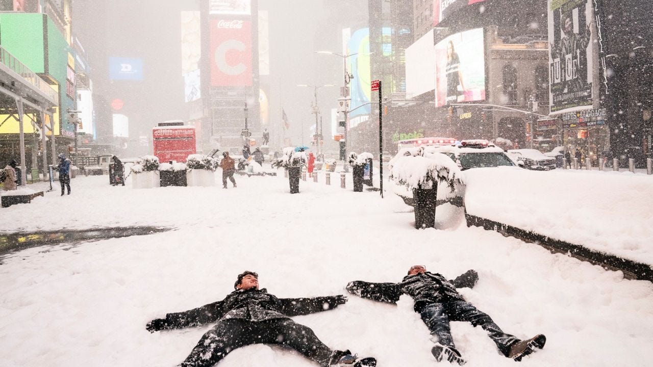 Photos: NYC Blanketed in Snow From Historic Winter Storm Photos: NYC Blanketed in Snow From Historic Winter Storm