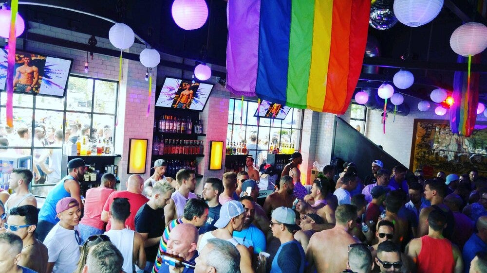 From Ten Atlanta’s Facebook page. They didn’t credit the photographer so go figure.