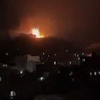 Yemeni Armed Forces: Coalition Airstrikes Neutralized Houthi Command Center and Destroyed Two Tanks at Abandoned Sofitel Hotel in Taiz