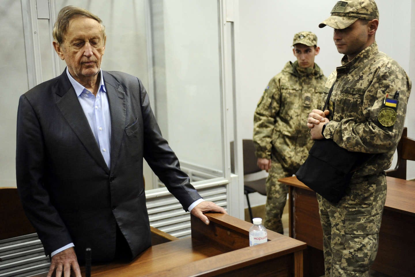 In Ukraine, a leading aviation company boss is arrested for collaborating  with Russia