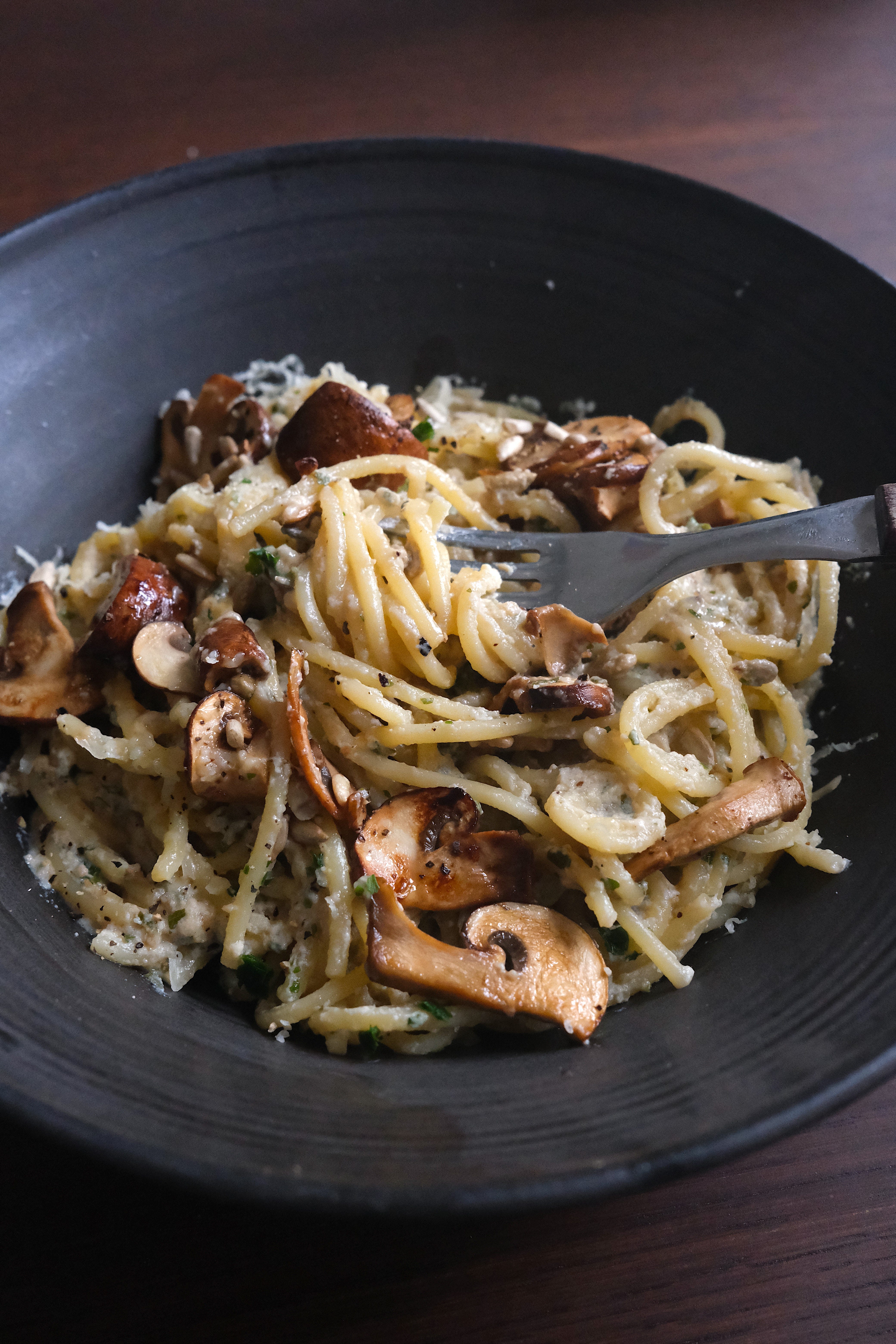 Vi lagar krämig pasta på silkestofu, på cook alongen den 30/3