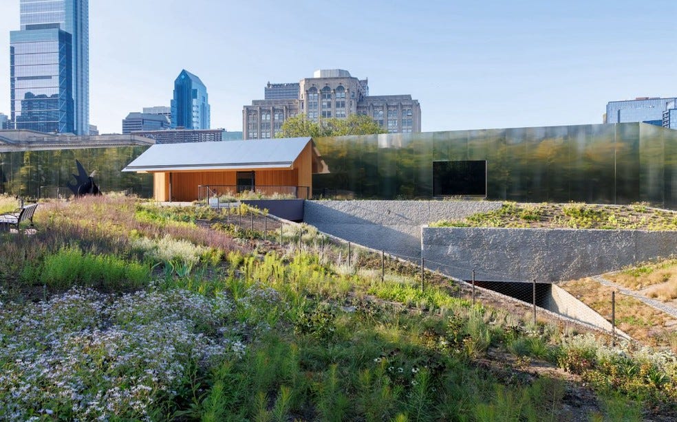 Coberto por um jardim florido, museu parece subterrâneo — Foto: Iwan Baan/Calder Gardens