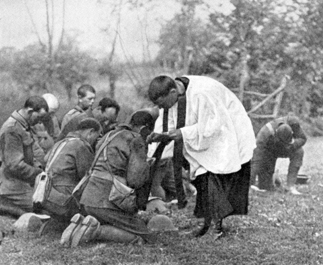 New Zealand Troops Taking Holy Communion, World War I by Unbekannt