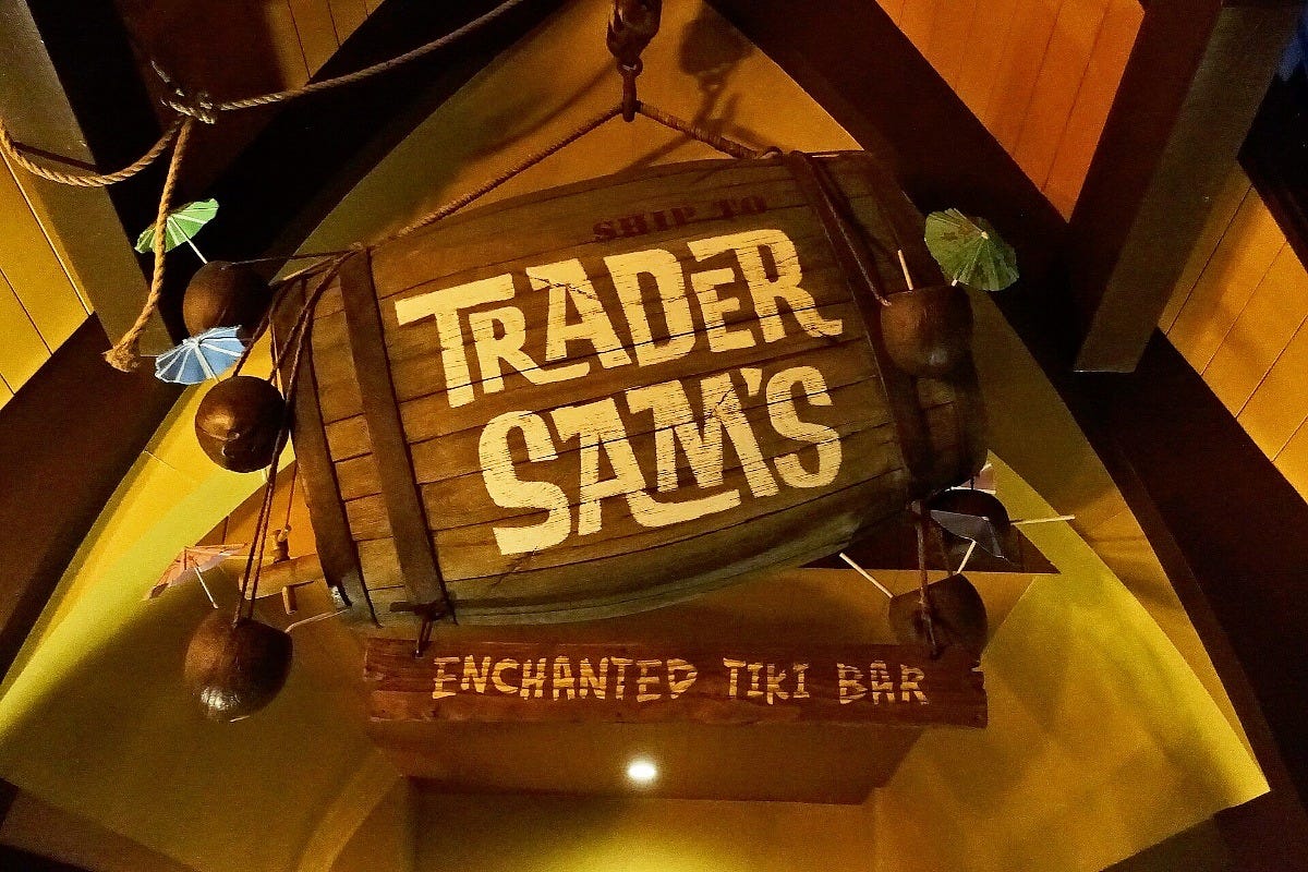 Trader Sam's Enchanted Tiki Bar at the Disneyland Hotel. Image: Jeremy Thompson via Wikimedia Commons