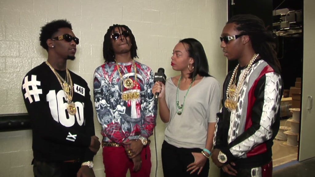 b106133326_migos_backstage[1]