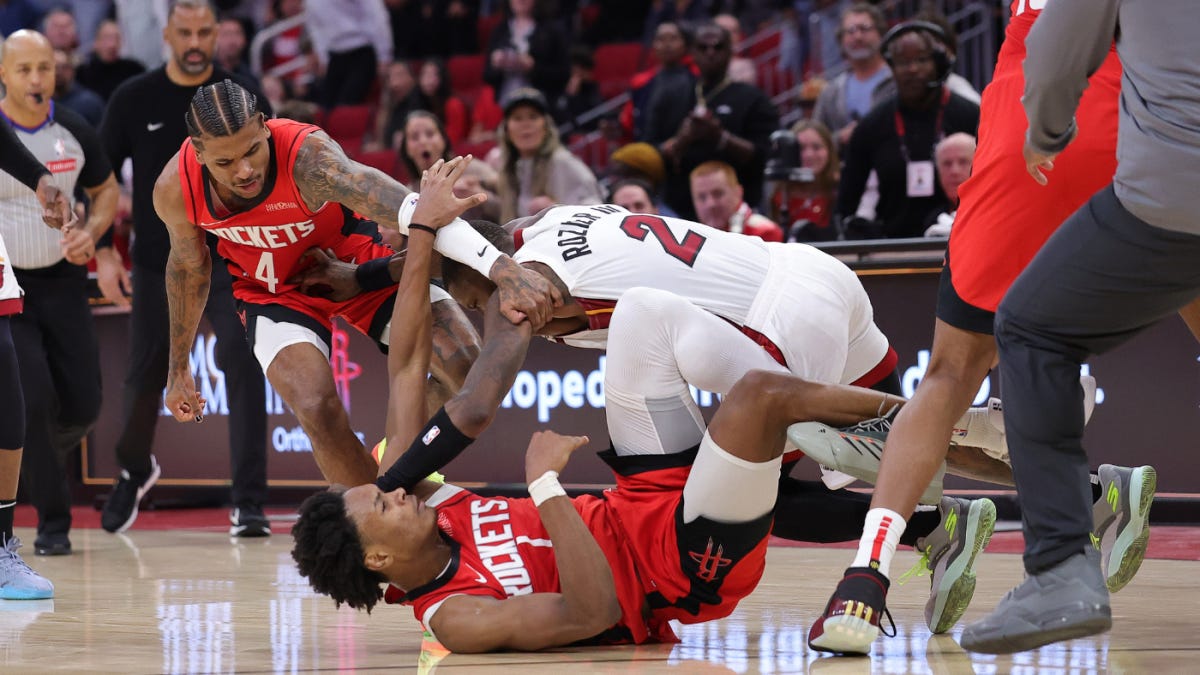 Amen Thompson slams Tyler Herro to floor, causing major brawl, ejections  late in Heat vs. Rockets game - CBSSports.com