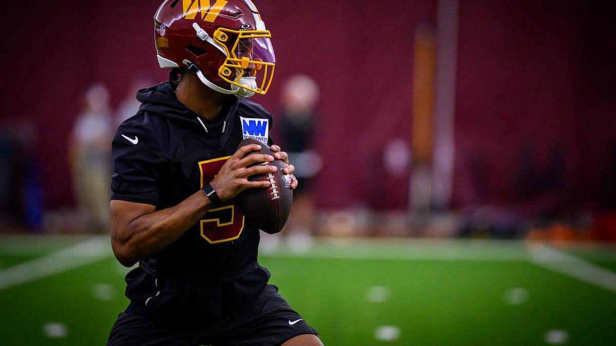 Daniels moves past 'miserable' 2025, embraces the grind as Commanders begin OTA work