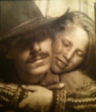 No photo description available.