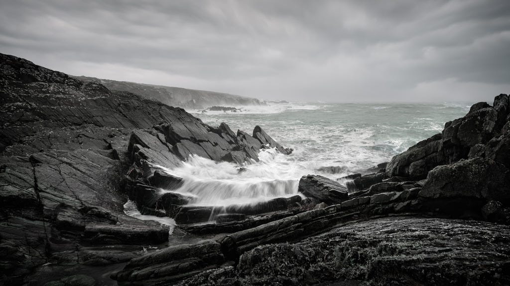 Photo of a stormy day at Beara Bowl in Ireland