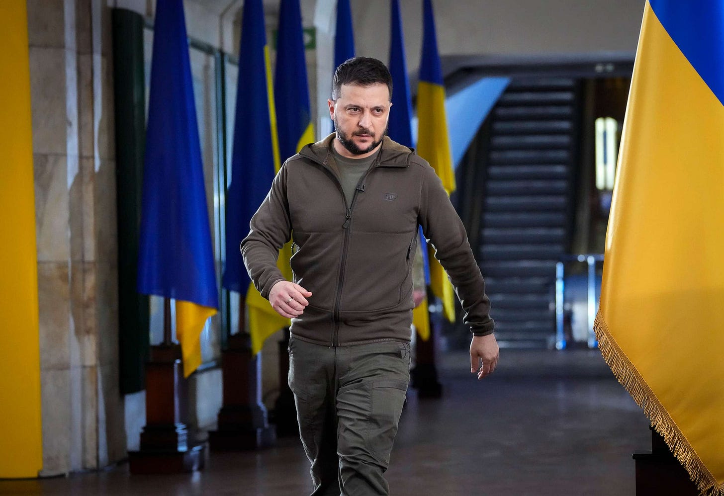 Ukraine's surprising resistance and the rise of its unlikely wartime hero -  ABC News
