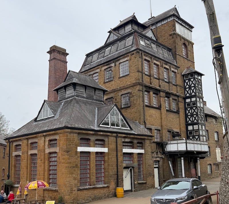 hook norton brewery exterior