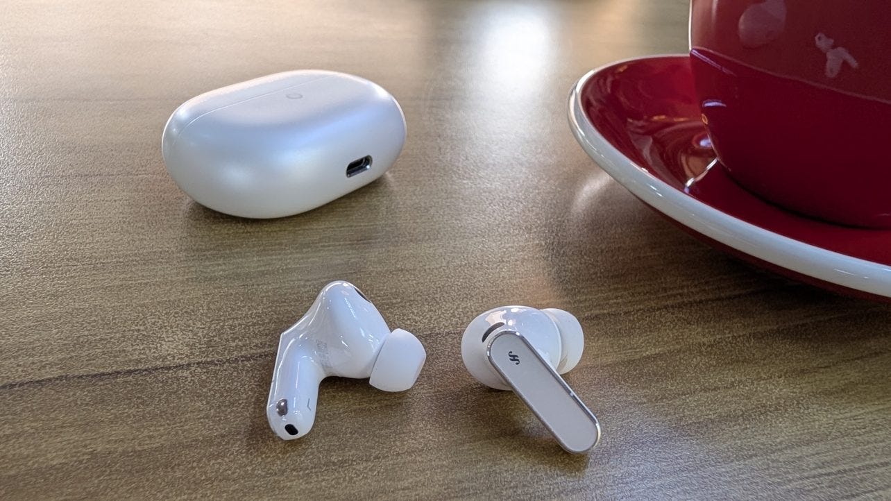 The Huawei FreeBuds Pro 5 earbuds and its charging case