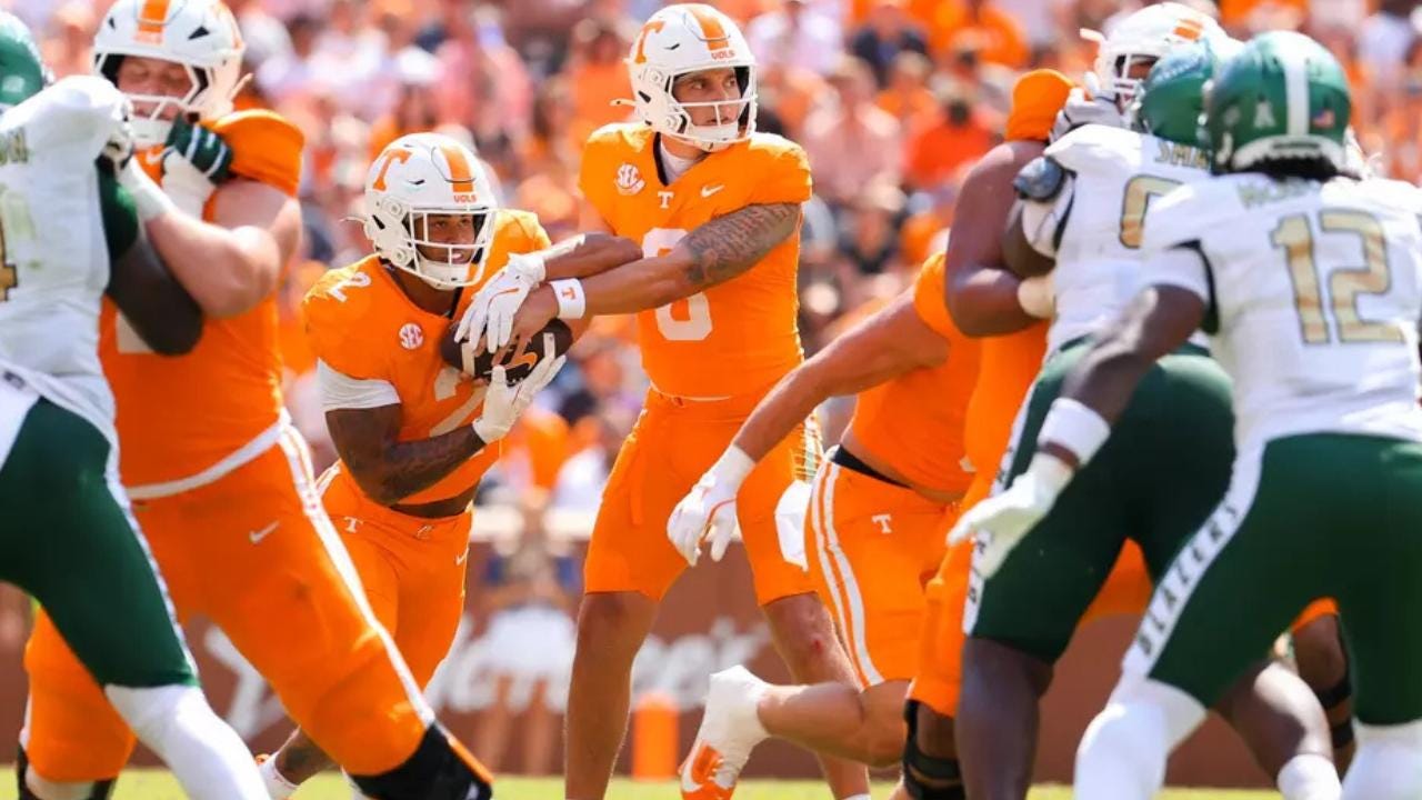 jesse perry tennessee football offensive tackle