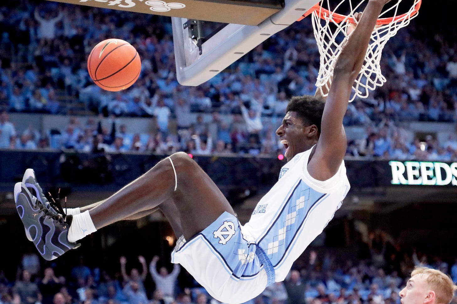 UNC's Drake Powell Declares for NBA Draft - Chapelboro.com