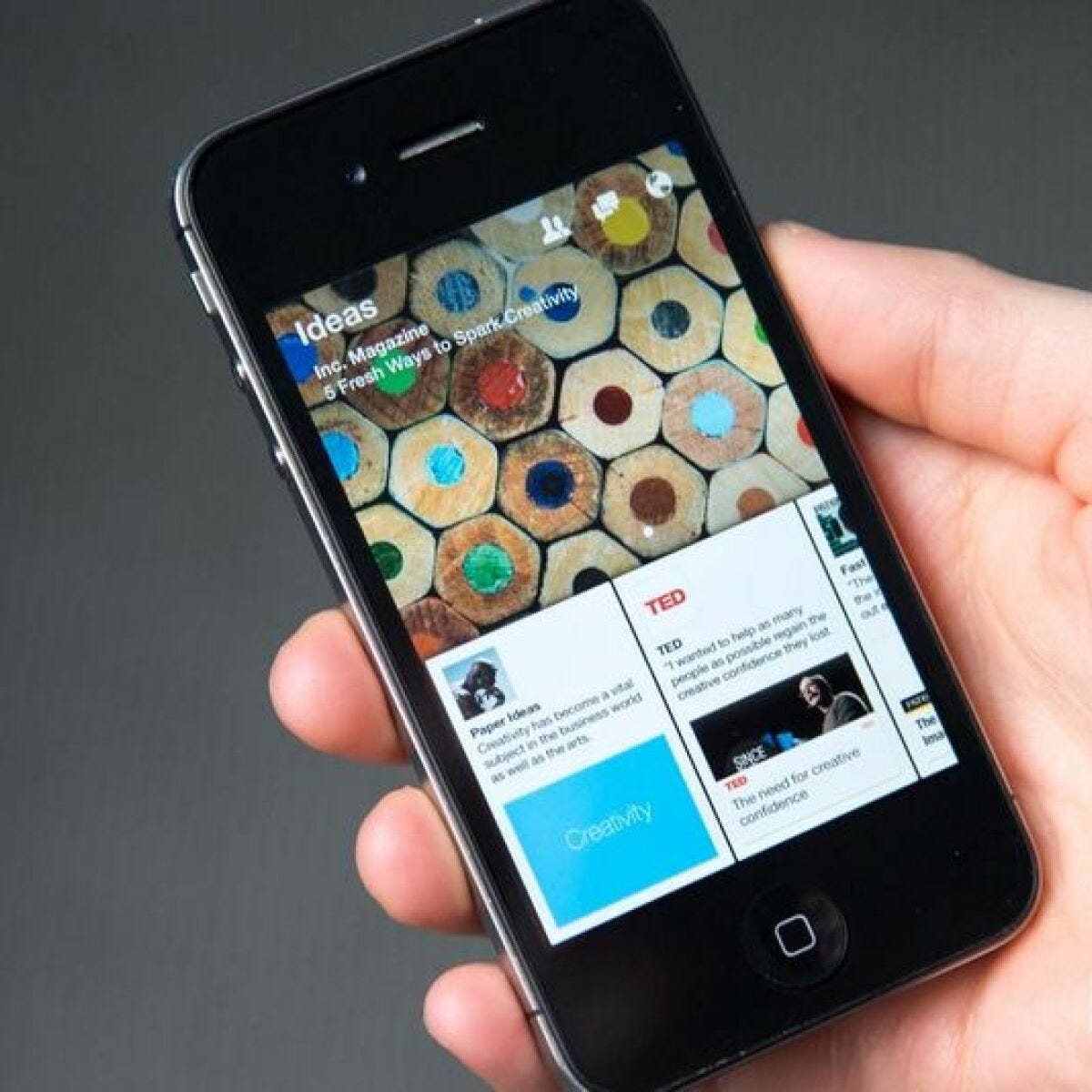 Facebook gives up on Paper | Mashable
