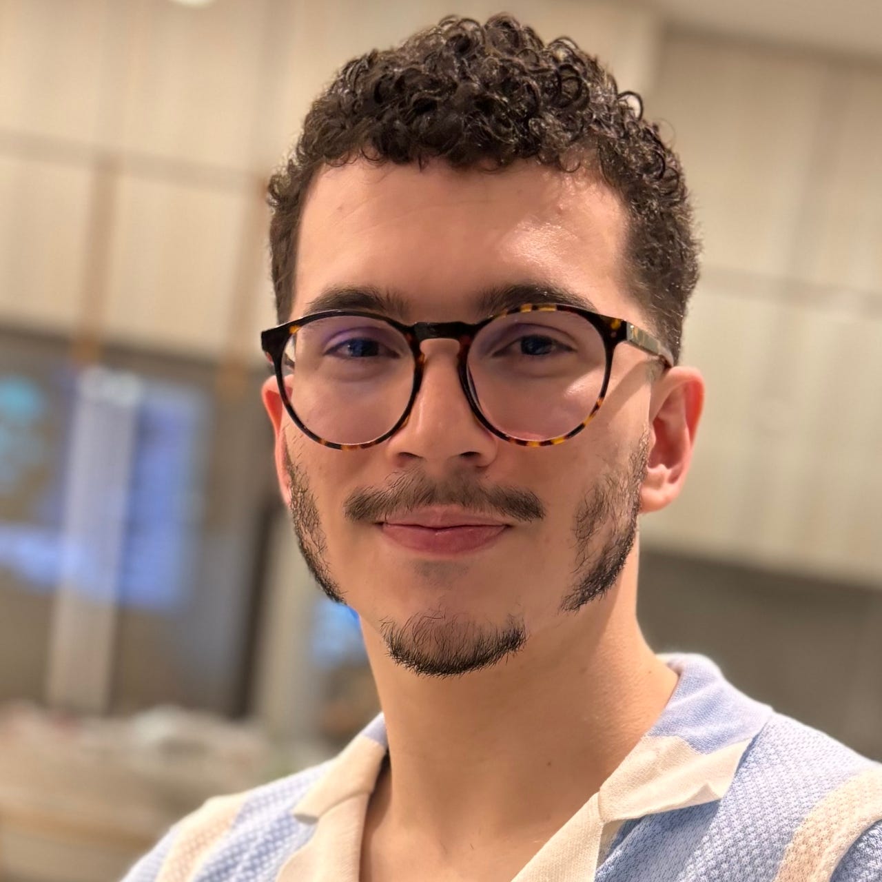 escreva todos os dias, seja genial ou não.