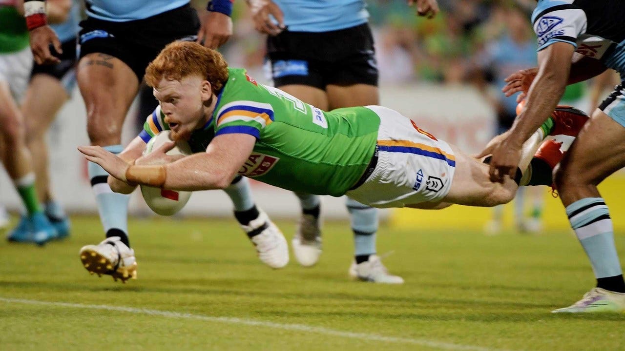 Horsburgh runs rampant | NRL.com Horsburgh runs rampant | NRL.com