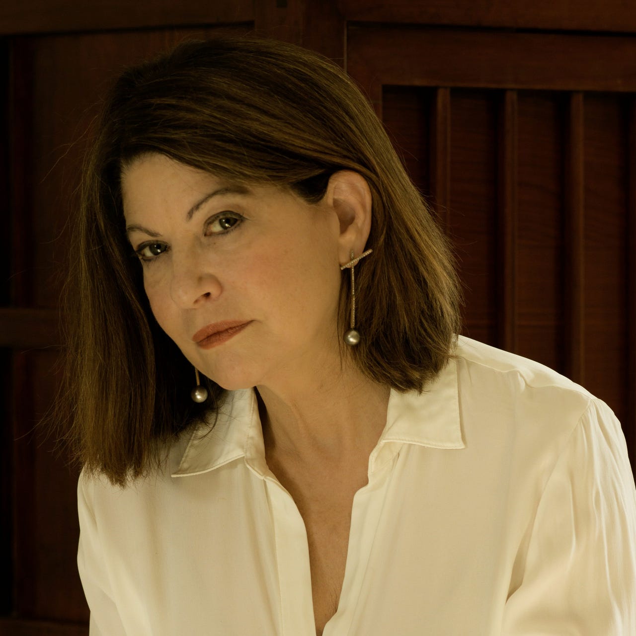 Heidi Kingstone logo