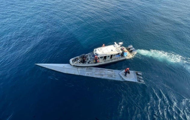 Drone "narco sub" — equipped with Starlink antenna — seized for the first  time in the Caribbean - CBS News