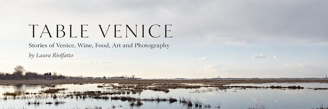 TABLE VENICE 