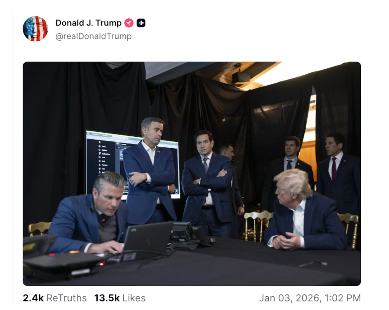 A group of men in suits

AI-generated content may be incorrect.