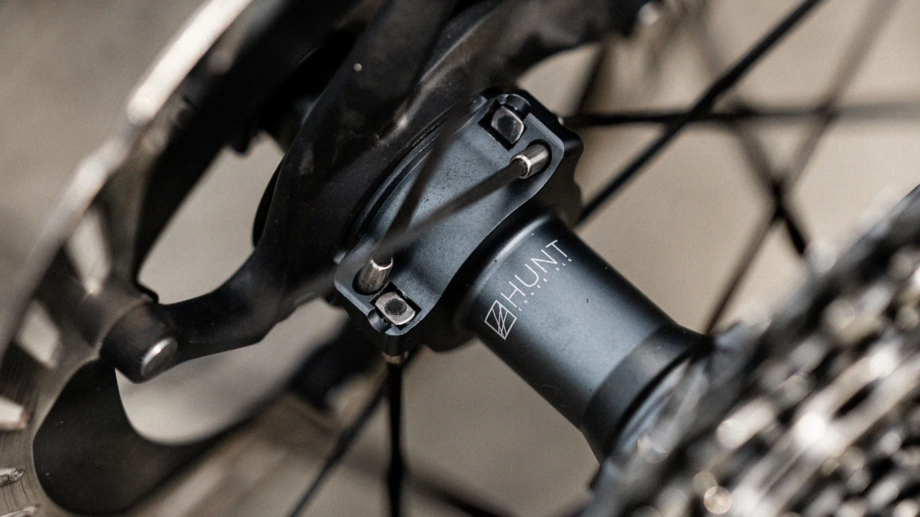 N-1ws #44: Specialized Crux x Tarmac, Canyon's new budget-friendly