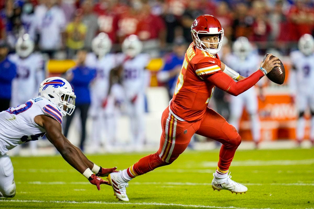 Chiefs vs. Bills Instabreakdown: Failures on offense, defense in loss -  Arrowhead Pride