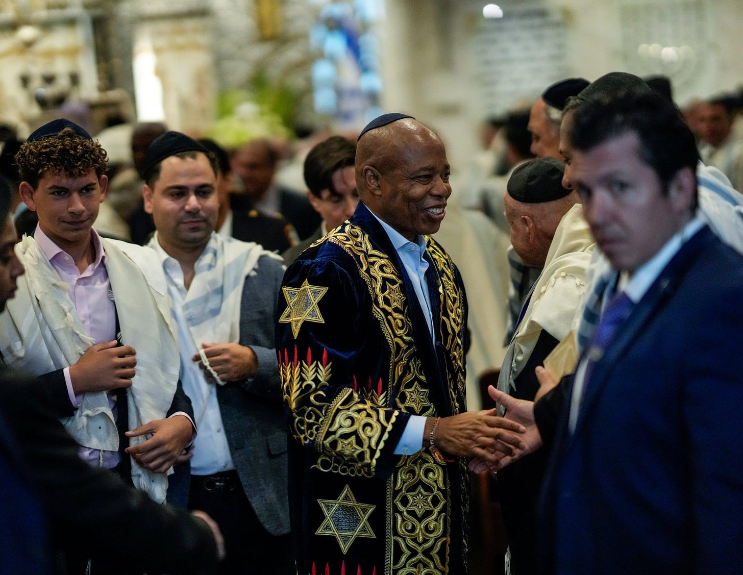 Eric Adams wore this custom made robe to a Rosh Hashanah service in  Brooklyn yesterday. : r/nyc