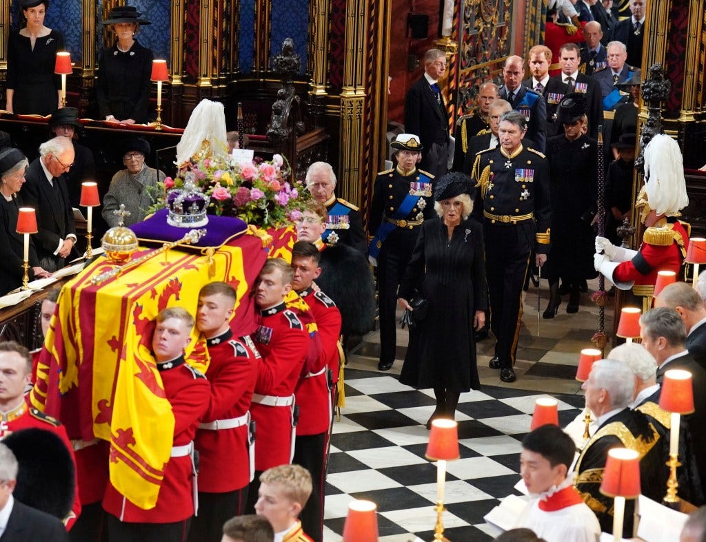 The coffin of Queen Elizabeth II is carried into Westminster Abbey The coffin of Queen Elizabeth II is carried into Westminster Abbey