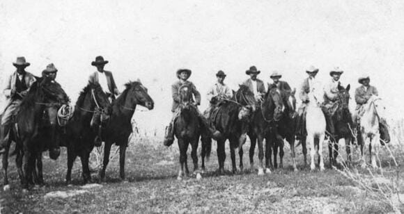 Early photo of Los Kineños - The Mexican cowboys of South Texas' fabled King Ranch. Early photo of Los Kineños - The Mexican cowboys of South Texas' fabled King Ranch.