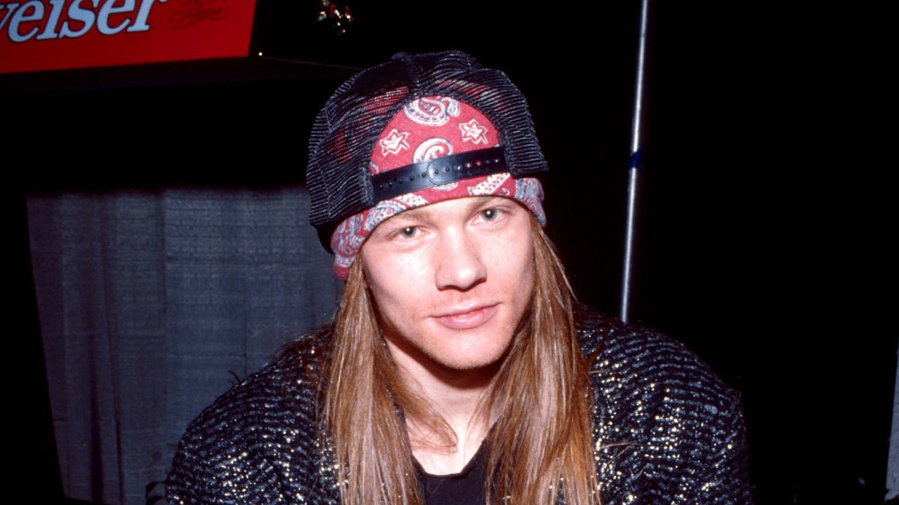 Coachella 2016: Axl Rose's Best Guns N' Roses Hair Moments | Vogue