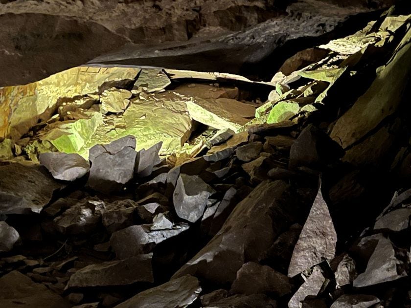 Seneca Caverns rocks
