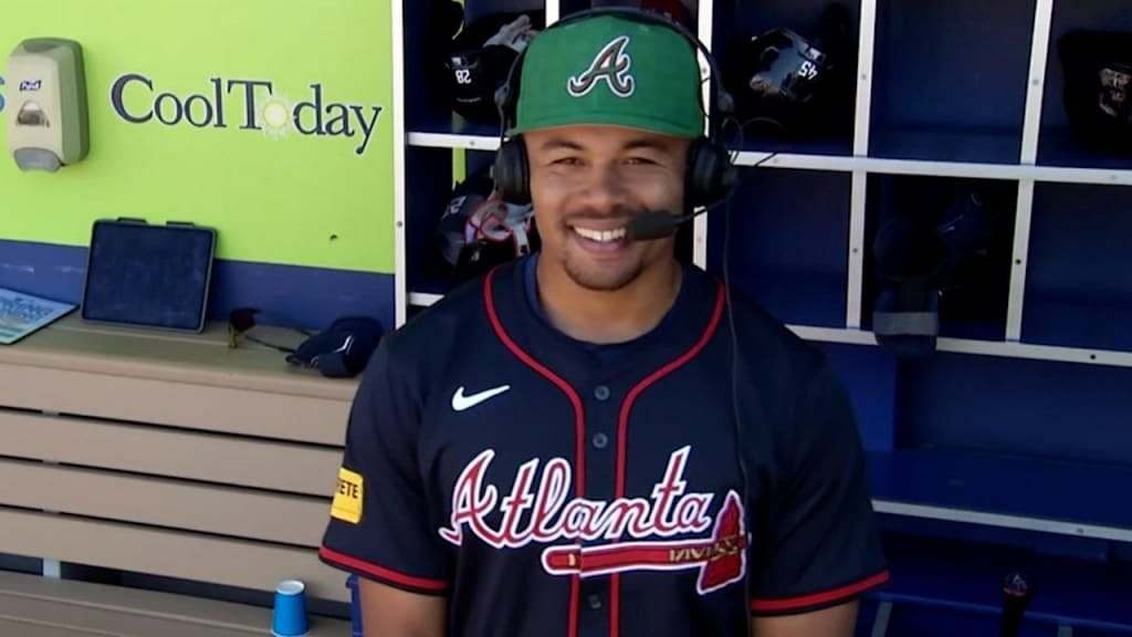 Drake Baldwin of the Atlanta Braves with a green Braves hat