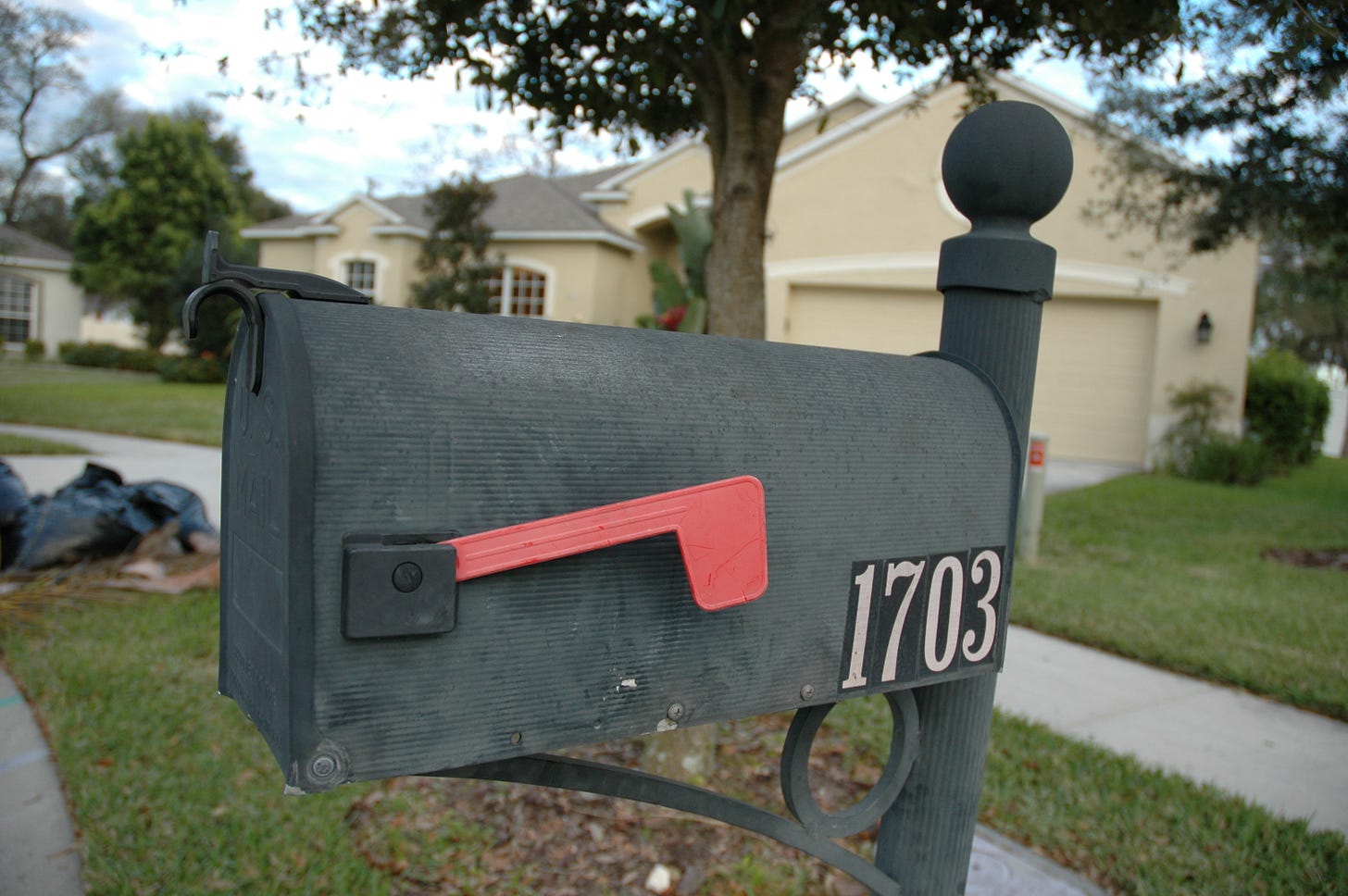 File:Mailbox USA.jpg - Wikimedia Commons