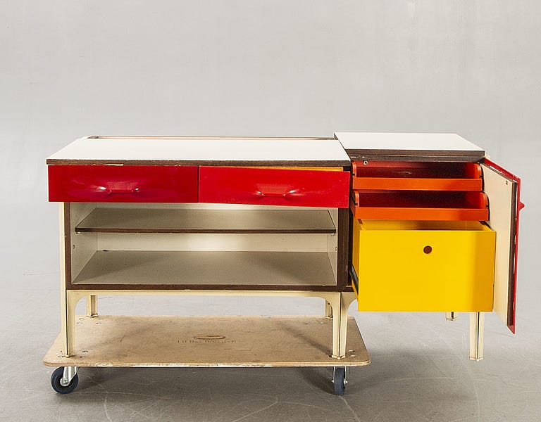 Snake LORE 006: Raymond Loewy - by Sami Reiss - SNAKE