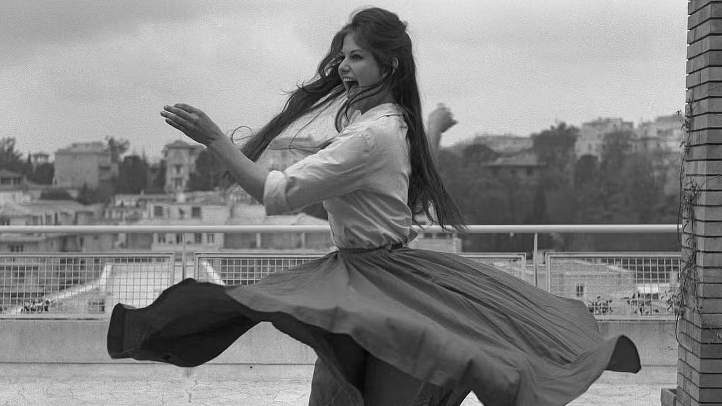 Italian actress Claudia Cardinale, star of '8½' and 'The Leopard,' dies  aged 87 | Euronews