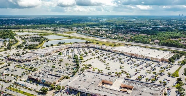 News | Kimco Realty takes hold of one of Orlando's busiest malls